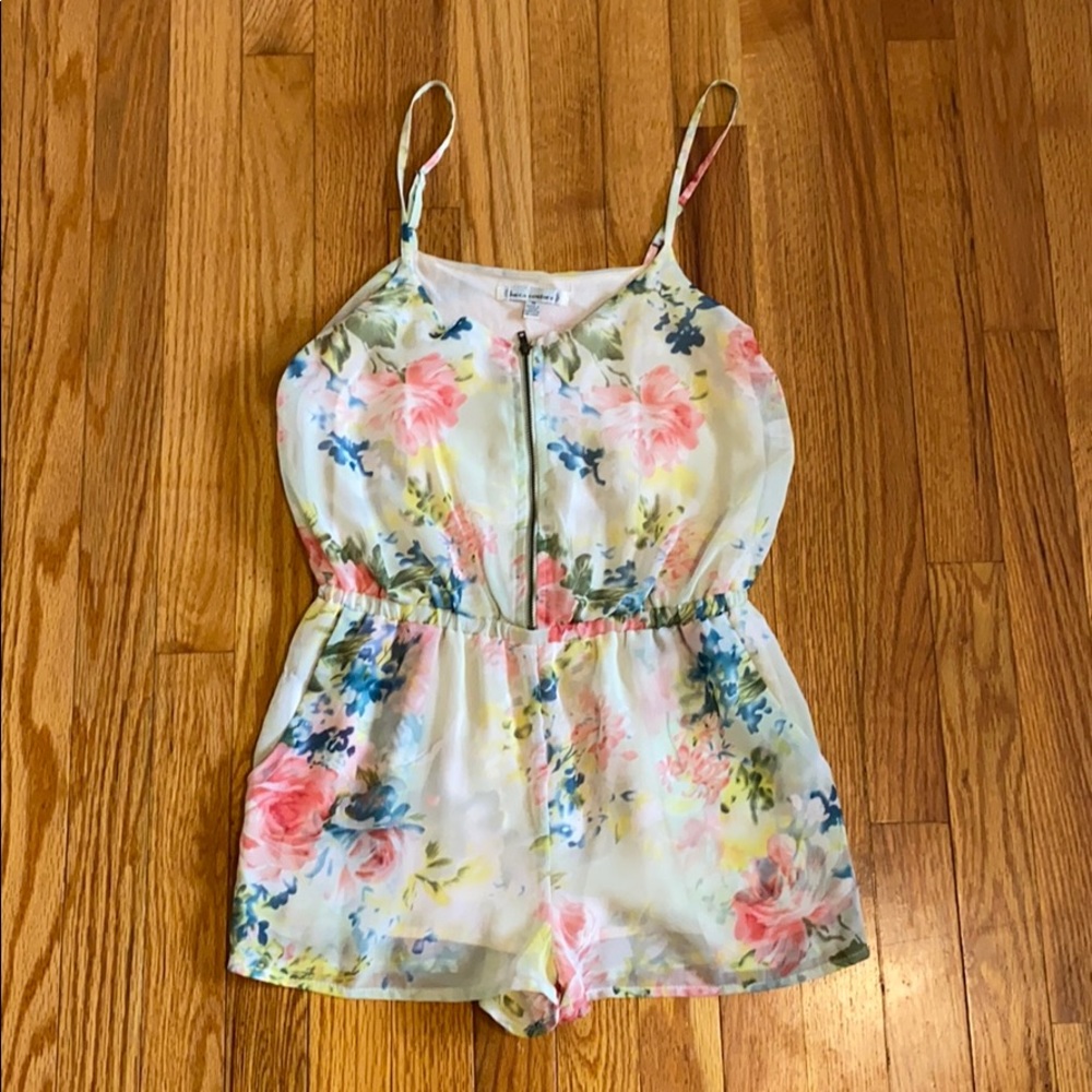 Flower Print Zipup Romper